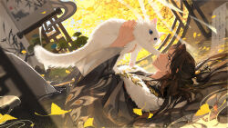  1boy animal autumn_leaves bamboo_slips black_hair black_hanfu black_robe cat chinese_clothes commentary curtained_hair day english_commentary falling_leaves feather_print feet_out_of_frame from_side fur-trimmed_robe fur_trim ginkgo_leaf hanfu hanging_scroll highres holding holding_animal holding_cat hua_yi_shanxin_zhiyue indoors leaf long_hair long_sleeves looking_at_animal lying male_focus on_back on_floor parted_bangs parted_lips phuongmai128 pine_tree profile robe round_window scroll smoke solo tree white_cat wide_sleeves window xiao_guan_(headdress) xuan_wangjun yellow_eyes 