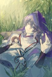  1boy armor blunt_ends bow closed_mouth clothing_cutout commentary_request doll eyeliner feathers fingernails genshin_impact grass grey_bow grey_hair grey_sash hair_between_eyes hand_on_own_chest hand_up highres holding holding_doll japanese_armor japanese_clothes kariginu kimono kote kurokote layered_sleeves looking_at_viewer lying makeup male_focus mandarin_collar on_back on_ground open_hand pom_pom_(clothes) purple_kimono purple_sleeves purple_veil red_eyeliner scaramouche_(genshin_impact) scaramouche_(kabukimono)_(genshin_impact) short_sleeves shoulder_cutout sketch smile solo string stuffed_toy tsurime veil violet_eyes watermark watermark_grid white_sleeves yangyi_yangyi yellow_feathers 