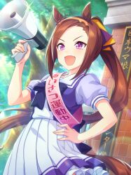  1girl absurdres animal_ears artist_request back_bow bare_arms blue_bow blue_bowtie blue_shirt bow bowtie breasts brooch brown_hair card_commentary collarbone commentary cowboy_shot day dot_nose ear_ornament flower-shaped_pupils forehead frilled_skirt frills game_cg gate hair_bow hairband hand_on_own_hip happy high-waist_skirt highres holding holding_megaphone horse_ears horse_girl horse_tail horseshoe_ornament jewelry light_particles light_rays long_hair looking_ahead medium_breasts megaphone miniskirt morning official_art open_mouth outdoors pink_sash pleated_skirt ponytail puffy_short_sleeves puffy_sleeves purple_bow purple_pupils sailor_collar sakura_bakushin_o_(umamusume) sash school_uniform shirt short_sleeves shouting skirt smile solo standing summer_uniform symbol-shaped_pupils tail third-party_source tracen_school_uniform translation_request tree two-tone_bow two-tone_shirt umamusume very_long_hair violet_eyes white_sailor_collar white_shirt white_skirt yellow_bow yellow_hairband 