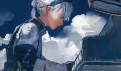  1boy black_hairband blue_eyes blue_sky clouds cloudy_sky commentary_request grey_hair hair_between_eyes hairband highres instrument jacket male_focus multi-tied_hair music nier nier_(brother) nier_(brother)_(pre_timeskip) nier_(series) parted_lips piano playing_instrument playing_piano shafuta sitting sky solo updo 