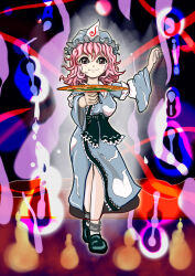  1girl blue_hat blue_kimono blush_stickers commentary_request frills green_shoes hand_fan hand_up hat hitodama_print holding holding_fan japanese_clothes kams kimono looking_at_viewer mob_cap pink_eyes pink_hair saigyouji_yuyuko sash shoes short_hair smile socks solo standing touhou triangular_headpiece wide_sleeves zun_(style) 