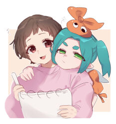  2girls :/ :d absurdres aqua_hair border brown_background brown_eyes brown_hair cheek_squash chin_on_another's_shoulder closed_mouth commentary drawing_(action) dress eyelashes front-to-back googly_eyes green_eyes hand_on_another's_shoulder hat head_rest heads_together highres hikimayu holding holding_pencil holding_sketchbook medium_hair monogatari_(series) motion_lines multiple_girls nademonogatari narrowed_eyes ononoki_yotsugi open_mouth orange_dress orange_hat outline outside_border parted_bangs pencil pink_sweater pointy_ears puffy_short_sleeves puffy_sleeves sengoku_nadeko short_eyebrows short_hair short_sleeves sidelocks sketch sketchbook smile squeans sweatdrop sweater thick_eyebrows tsugumi_(tgm_615486) twintails very_short_hair white_border white_outline 