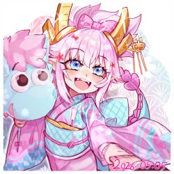  1girl blue_eyes blush bow breasts commentary_request discat dragon_girl dragon_horns dragon_tail eliza_the_nine-tattooed_dragon_(fate) fate/grand_order fate_(series) hair_between_eyes hair_bow highres holding_hands horns japanese_clothes kimono long_hair looking_at_viewer open_mouth outstretched_arm outstretched_hand pink_bow pink_hair pink_kimono pointy_ears ponytail reaching reaching_towards_viewer sash small_breasts smile solo tail wide_sleeves 