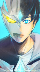  2boys alien black_hair black_jacket black_skin blue_background blue_eyes blue_theme bright_pupils collarbone color_timer colored_skin commentary crystal dorsal_fin dual_persona forehead_jewel giant giant_male glowing glowing_eyes highres hize_yuuma hood hooded_jacket jacket light_rays lips looking_at_viewer male_focus mizunotsuki multicolored_skin multiple_boys no_pupils open_clothes open_jacket portrait red_skin serious shirt short_hair signature silver_skin simple_background sparkle split_theme straight-on tokusatsu ultra_series ultraman_arc ultraman_arc_(series) white_pupils white_shirt yellow_eyes 