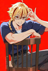  1boy adjusting_eyewear arm_rest belt bespectacled black_belt blonde_hair blue_shirt braid braided_ponytail chair collared_shirt crossed_legs fate/strange_fake fate_(series) glasses grey_pants highres multicolored_hair official_alternate_costume pants rattail red_background red_eyes red_hair red_streaks richard_i_(fate) rimuro shirt short_sleeves simple_background single_braid sitting sitting_backwards smile solo streaked_hair twitter_username white_shirt wooden_chair 