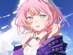  1girl absurdres blue_eyes blue_sky breasts chinese_commentary coat commentary_request cyrene_(honkai:_star_rail) cyrene_(philia093)_(honkai:_star_rail) dress highres honkai:_star_rail honkai_(series) jewelry looking_at_viewer medium_hair mengningqianxue88990 multicolored_hair necklace pink_hair purple_coat sky small_breasts solo two-tone_hair white_dress white_hair 