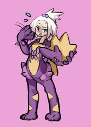  1girl afterimage blue_eyes commentary cosplay fanning_self flying_sweatdrops full_body hair_bobbles hair_ornament holding hot kurt_robinson looking_at_viewer medium_hair motion_lines open_mouth pokemon pokemon_black_2_and_white_2 purple_background roxie_(pokemon) simple_background smile solo standing sweat topknot toxtricity toxtricity_(amped) toxtricity_(cosplay) white_hair 