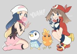 bag bandana black_shirt black_shorts blowing_bubble_gum blue_eyes blue_hair boots breasts brown_hair chewing_gum child children commentary cute double_v english_commentary english_text fanny_pack friends friendship full_body game_freak grey_background hat highres hikari_(pokemon) long_hair looking_at_viewer may_(pokemon) medium_breasts medium_hair olm_digital oxygen pink_boots pink_skirt piplup pokemon pokemon_(anime) pokemon_(creature) pokemon_the_series:_diamond_and_pearl pokemon_the_series:_ruby_and_sapphire red_bandana red_shirt red_shoes shirt shoes short_sleeves shorts sitting skirt sleeveless sleeveless_shirt smile squatting teeth torchic touyarokii twitter_username v wariza white_hat yellow_bag