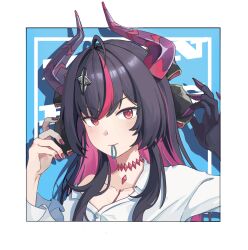  1girl ahoge arms_up biting blue_background body_markings bow chinese_commentary choker close-up collarbone collared_shirt dragon_horns finger_claws hair_between_eyes hair_bow hair_intakes hair_ornament hairclip head_tilt highres horns light_blush long_hair long_sleeves looking_at_viewer multicolored_eyes multicolored_hair neverness_to_everness off_shoulder purple_hair purple_nails red_eyes shade shinku_(nte) shirt shy single_bare_shoulder solo streaked_hair upper_body white_shirt yuantiantangmeiyoumiaoxiecai 