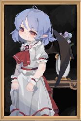  1girl absurdres ascot bat_wings blue_hair brooch closed_mouth collared_shirt commentary frilled_shirt_collar frilled_wrist_cuffs frills gumingdi_ban highres jewelry looking_at_viewer medium_hair missing_headwear painting_(object) picture_frame pointy_ears puffy_short_sleeves puffy_sleeves red_ascot red_eyes red_wrist_cuffs remilia_scarlet shirt short_sleeves skirt skirt_set smile solo touhou white_shirt white_skirt wings wrist_cuffs 