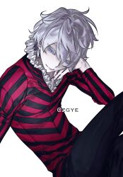  1boy anguished_one artist_name black_pants black_shirt blue_eyes collarbone colored_eyelashes crossed_legs devil_survivor_(series) devil_survivor_2 frills hand_on_own_face highres leaning_back long_sleeves male_focus pants red_shirt shirt simple_background smile solo striped_clothes striped_shirt white_background white_eyelashes white_hair zhaogeye 