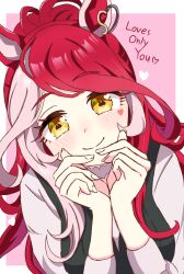  1girl absurdres animal_ears border casual character_name commentary_request heart heart_hands highres horse_ears horse_girl long_hair long_sleeves looking_at_viewer loves_only_you_(casual)_(umamusume) loves_only_you_(umamusume) mgr3na2sup_6 multicolored_hair pink_background pink_hair red_hair simple_background smile solo two-tone_hair umamusume upper_body white_border yellow_eyes 