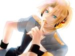  aqua_eyes blonde_hair gojoe headphones male nail_polish simple_background smile solo suiga_sora utau 