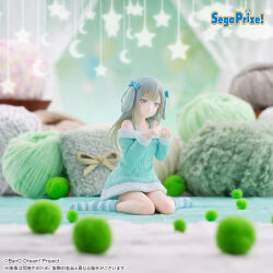  1girl animal_ear_hairband animal_ears aqua_sweater bang_dream! bang_dream!_it's_mygo!!!!! bare_shoulders blue_bow blue_hairband blue_leg_warmers blue_socks blurry blurry_background blurry_foreground bow bow_hairband center-flap_bangs clenched_hands closed_mouth colored_eyelashes commentary_request company_name copyright_logo copyright_name copyright_notice crescent depth_of_field dog_ear_hairband dog_ears expressionless fake_animal_ears figure_(medium) floppy_ears full_body fur-trimmed_sleeves fur-trimmed_sweater fur_trim green_hair hairband hands_up leg_warmers logo long_hair long_sleeves mobile no_shoes off-shoulder_sweater off_shoulder official_alternate_costume paw_pose photo_(medium) pocket sega sitting sleepwear socks solo star_(symbol) straight_hair striped_clothes striped_leg_warmers striped_socks sweater wakaba_mutsumi wariza white_trim yarn yarn_ball yellow_eyes 