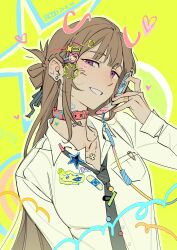 1girl absurdres bandaid bddd777 black_necktie brown_hair cellphone charm_(object) collar collared_shirt commentary earrings flip_phone green_background grin hair_ornament hairclip heart highres holding holding_phone jewelry long_hair necklace necktie phone pink_collar school_uniform sendai_hazuki shirt shuuniichido_classmate_wo_kau_hanashi simple_background smile solo star_(symbol) sticker stud_earrings upper_body violet_eyes white_shirt 