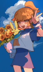  1girl arle_nadja blue_shirt blue_skirt blue_sky blunt_bangs blush bouquet brown_eyes brown_hair carbuncle_(puyopuyo) closed_mouth clouds commentary_request cowboy_shot creature creature_on_shoulder flower forehead_jewel half_chest_guard hand_up happy_birthday high_ponytail highres holding holding_bouquet medium_hair miniskirt on_shoulder open_mouth outdoors ponytail puyopuyo puyopuyo_fever_2 shirt short_sleeves sidelocks skirt sky smile sunflower tank_top teeth upper_teeth_only urolo w white_tank_top wristband yellow_flower 