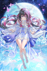  1girl absurdres al_guang barefoot black_hair bug butterfly closed_mouth columbina_(genshin_impact) commentary_request dress from_above full_body genshin_impact hair_ornament highres long_hair looking_at_viewer multicolored_hair purple_hair smile solo two-tone_hair very_long_hair violet_eyes white_dress wing_hair_ornament 