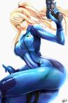  1girl blonde_hair bodysuit breasts clothed_navel female green_eyes gun large_breasts lips long_hair metroid mole pistol samus_aran scrunchie shiny shiny_clothes skin_tight solo sowel_(sk3) trigger_discipline weapon zero_suit 