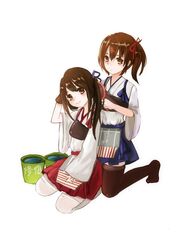  2girls akagi_(kantai_collection) black_legwear blush brown_eyes brown_hair brush comb hakama_skirt highres japanese_clothes kaga_(kantai_collection) kantai_collection long_hair looofa multiple_girls muneate personification short_hair side_ponytail sitting skirt smile thighhighs wariza white_legwear 