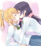  2girls asterism ayase_eli black_hair blonde_hair blush closed_eyes couple highres kiss long_hair love_live!_school_idol_project multiple_girls ponytail short_hair toujou_nozomi twintails yuri 