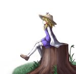  1girl baram blonde_hair grass hair_ribbon hands_in_sleeves hat highres looking_up moriya_suwako payot profile ribbon short_hair simple_background sitting skirt skirt_set solo stump thigh-highs touhou white_background white_legwear yellow_eyes 