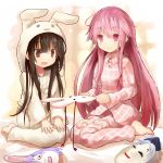  2girls alternate_costume animal_hood black_hair blush brown_eyes bunny_hood efe expressionless hata_no_kokoro houraisan_kaguya long_hair long_sleeves mask multiple_girls open_mouth pajamas pink_eyes pink_hair reisen_udongein_inaba smile touhou very_long_hair yagokoro_eirin 