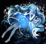  1girl aqua_hair bare_legs bare_shoulders barefoot bubble closed_eyes dress hatsune_miku jellyfish long_hair ran_(pixiv2957827) skirt solo submerged twintails underwater very_long_hair vocaloid water 