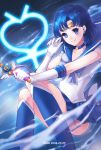  1girl artist_name benni bishoujo_senshi_sailor_moon blue_eyes blue_hair boots bow choker dated earrings gloves jewelry knee_boots mercury_symbol mizuno_ami pleated_skirt sailor_collar sailor_mercury sailor_senshi short_hair skirt smile solo tiara water 