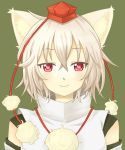  1girl animal_ears detached_sleeves green_background happy hat inubashiri_momiji looking_at_viewer pom_pom_(clothes) red_eyes shirt short_hair silver_hair simple_background smile solo tokin_hat touhou white_shirt wolf_ears 