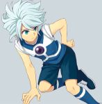  1boy blue_eyes blue_hair diamond_dust_(inazuma_eleven) inazuma_eleven inazuma_eleven_(series) male riho simple_background soccer_uniform solo sportswear suzuno_fuusuke 