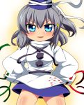  1girl blue_eyes chibi cowboy_shot hands_in_sleeves hands_on_hips hat high_collar highres japanese_clothes kariginu looking_at_viewer mononobe_no_futo motsu_(selshia12) parted_lips ribbon short_hair silver_hair simple_background solo sparkle tate_eboshi touhou yellow_background 