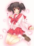 black_hair heart mashiro_shimaro red_eyes school_uniform smile to_heart_2 twintails yuzuhara_konomi 