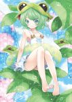  1girl :3 barefoot blue_eyes flat_chest frog green_hair hat highres leaf original sakurai_unan water_droplets 