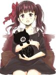  1girl black_hair cat coco_(kuro) hair_ribbon kuro_(kuro) kuro_(manga) nikotamu red_eyes ribbon sharp_teeth sitting solo twintails 