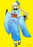  1girl :d alternate_hairstyle atago_(kantai_collection) black_gloves blonde_hair blue_eyes bow gloves hair_bow japanese_clothes kantai_collection kimono long_hair open_mouth perepere-kun sandals side_ponytail simple_background smile solo tabi yellow_background 