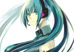  38page aqua_eyes aqua_hair bad_id hatsune_miku headphones headset long_hair looking_back necktie simple_background smile solo sumi_(38page) twintails vocaloid 