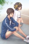  brown_eyes brown_hair gym_uniform hiratoki jacket kyon shoes sneakers suzumiya_haruhi suzumiya_haruhi_no_yuuutsu 