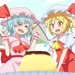  &gt;_&lt; 2girls ascot bat_wings blonde_hair blue_hair brooch cato_(monocatienus) dress fang flandre_scarlet jewelry multiple_girls open_mouth pink_dress pink_eyes pudding red_dress remilia_scarlet sash siblings side_ponytail sisters smile touhou vest wings wrist_cuffs 