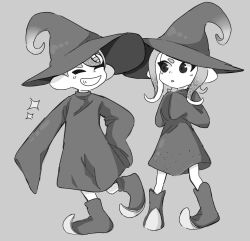  2girls ^_^ boots closed_eyes commentary full_body fuzzybeetles greyscale grin hat highres inkling looking_to_the_side monochrome multiple_girls pointy_hat robe simple_background smile splatoon_(series) squid_girl tentacle_hair witch_hat 