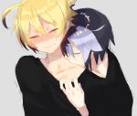  2boys ahoge biting black_hair blonde_hair blood blush closed_eyes full-face_blush hyde_(under_night_in-birth) multicolored_hair multiple_boys neck_biting seth_(under_night_in-birth) short_hair trembling two-tone_hair under_night_in-birth white_hair yaoi yusano 