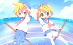  blonde_hair blue_eyes kagamine_len kagamine_rin short_hair vocaloid 