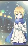  1girl :o ahoge blonde_hair blue_eyes blurry blush breath city coat depth_of_field fate/stay_night fate_(series) highres letterboxed long_sleeves saber scarf short_hair skirt snowing solo yomi_(yomi14_pyaon) 