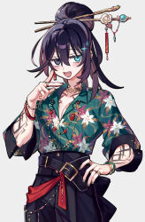  1boy alternate_costume arm_tattoo black_eyes black_hair black_pants blue_eyes collared_shirt earrings green_shirt grey_background grey_nails hair_ornament hair_stick hawaiian_shirt heterochromia high_ponytail highres hong_lu_(project_moon) jewelry limbus_company long_hair looking_at_viewer male_focus neck_tattoo necklace open_mouth pants ponytail project_moon ring shiki_(shikki46) shirt short_sleeves simple_background solo standing tattoo tingtang_gang_(identity)_(project_moon) upper_body 