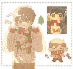  1boy =_= alternate_costume antenna_hair black_eyes black_hair bright_pupils chibi christmas_sweater closed_eyes double-parted_bangs highres long_sleeves looking_at_viewer male_focus my_loleeta omori open_mouth reference_inset scarf short_hair solo striped_clothes striped_scarf sunny_(omori) sweater vertical-striped_clothes vertical-striped_scarf white_pupils white_sweater 