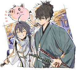  1boy 1other ahoge amulet androgynous black_hair bracelet closed_eyes command_spell fate/samurai_remnant fate_(series) green_kimono grin hair_intakes highres holding holding_sword holding_weapon jade_(gemstone) japanese_clothes jewelry katana kimono looking_at_another miyamoto_iori_(fate) necklace other_with_male pig sheath sheathed sidelocks smile sword sword_on_back topknot toramaru_(696anna) weapon weapon_on_back yamato_takeru_(fate) 