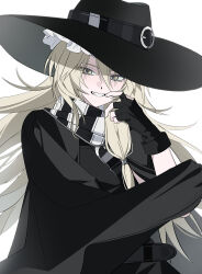  1girl absurdres alternate_costume asymmetrical_sidelocks black_cloak black_gloves black_hat black_shirt blonde_hair cloak commentary fingerless_gloves frilled_hat frills gloves grin hair_between_eyes hand_to_own_mouth hand_up hat hat_belt highres kiliko-san kirisame_marisa long_hair looking_at_viewer low-tied_sidelocks scarf shirt shoulder_belt sidelocks simple_background smile solo striped_clothes striped_scarf touhou upper_body white_background wide_brim yellow_eyes 