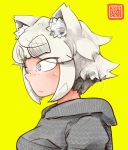  1girl animal_ears breasts cat_ears dated eyebrows fang freckles grey_eyes hood_down hoodie original san_mamiya short_hair sideways_mouth solo thick_eyebrows white_hair yellow_background 