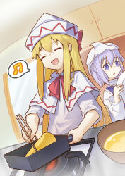  2girls absurdres blonde_hair bow bowl bowtie capelet chopsticks closed_eyes commentary_request cooking dress edsky0309 egg_(food) food hat hat_bow highres holding holding_chopsticks holding_plate kitchen letty_whiterock lily_white long_hair long_sleeves multiple_girls musical_note omelet open_mouth plate purple_hair purple_vest red_bow red_bowtie smile sparkle spoken_musical_note stove tamagoyaki tamagoyaki_pan touhou very_long_hair vest violet_eyes white_capelet white_dress white_hat 
