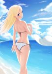  1girl ass beach bikini blonde_hair blue_eyes breasts clouds from_behind hat highres kano_sakurai kneepits long_hair looking_back ocean original sideboob skindentation sky solo sun_hat swimsuit water white_bikini white_swimsuit wind 