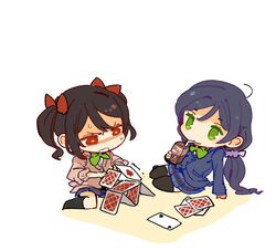  2girls arm_support black_legwear bow card card_tower chibi green_eyes hair_bow juice_box love_live!_school_idol_project low_twintails mota multiple_girls playing_card purple_hair red_eyes school_uniform short_hair simple_background sitting thigh-highs toujou_nozomi twintails white_background yazawa_nico yokozuwari 